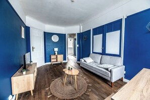 Télévision, chaîne hi-fi