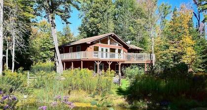 Luxury 4 Seasons Cottage