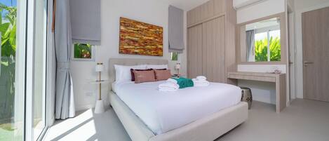 3 chambres, fer et planche à repasser, accès Internet, draps fournis