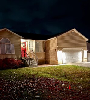 Exterior - Cozy and peaceful 2-bedrooms basement (Provo)