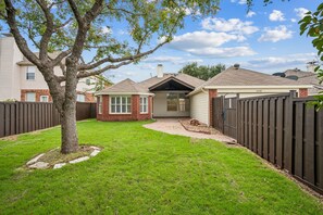 Exterior - Welcoming Retreat in McKinney, TX (McKinney)