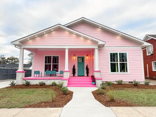 Pink House Social
