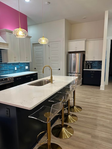 Pink House Social