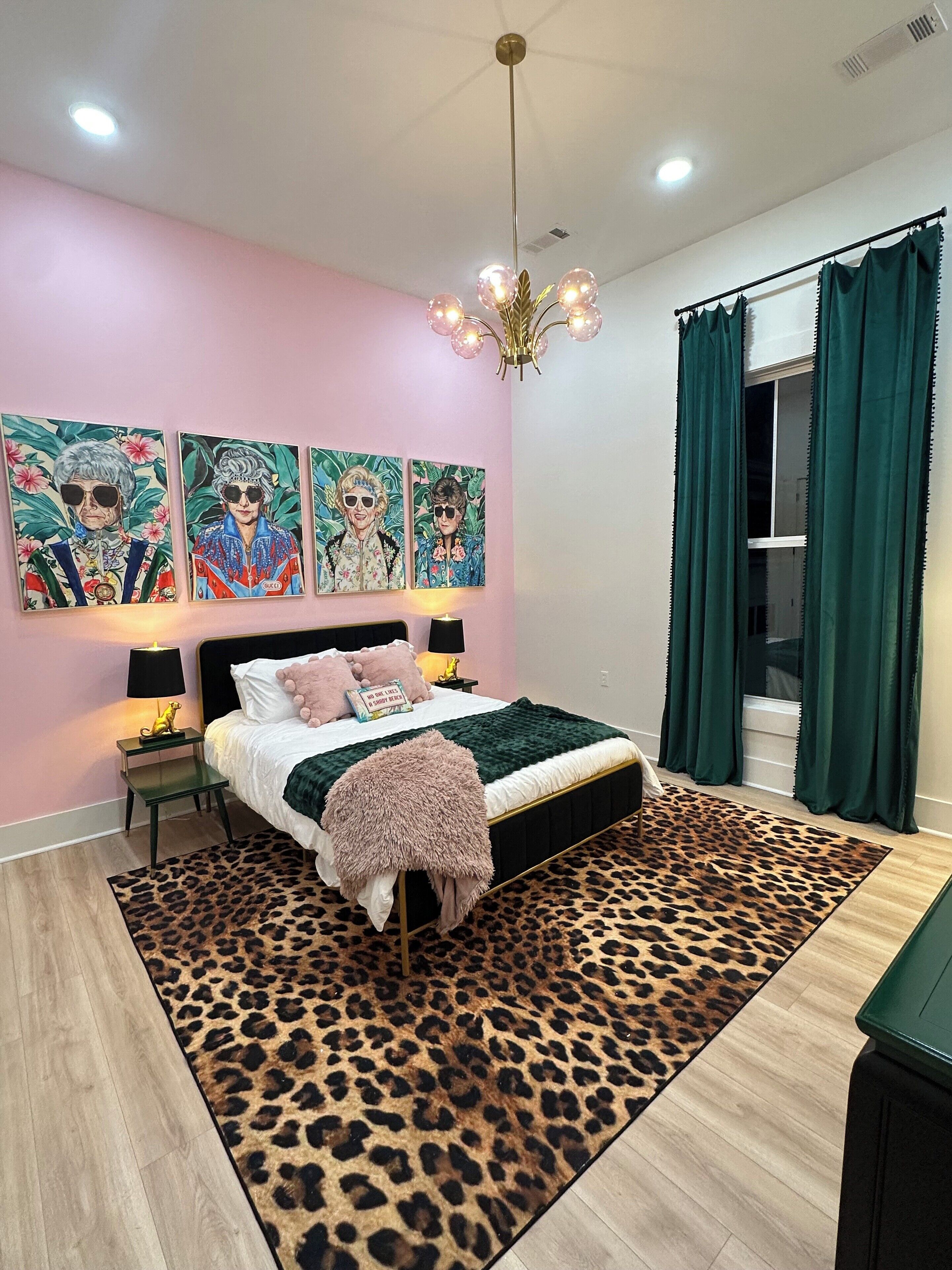 4 間睡房、熨斗/熨衫板、免費 Wi-Fi、床單