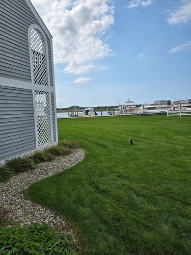 Charming 1 bedroom, 1 bathroom condo with spacious kitchen and walkout patio