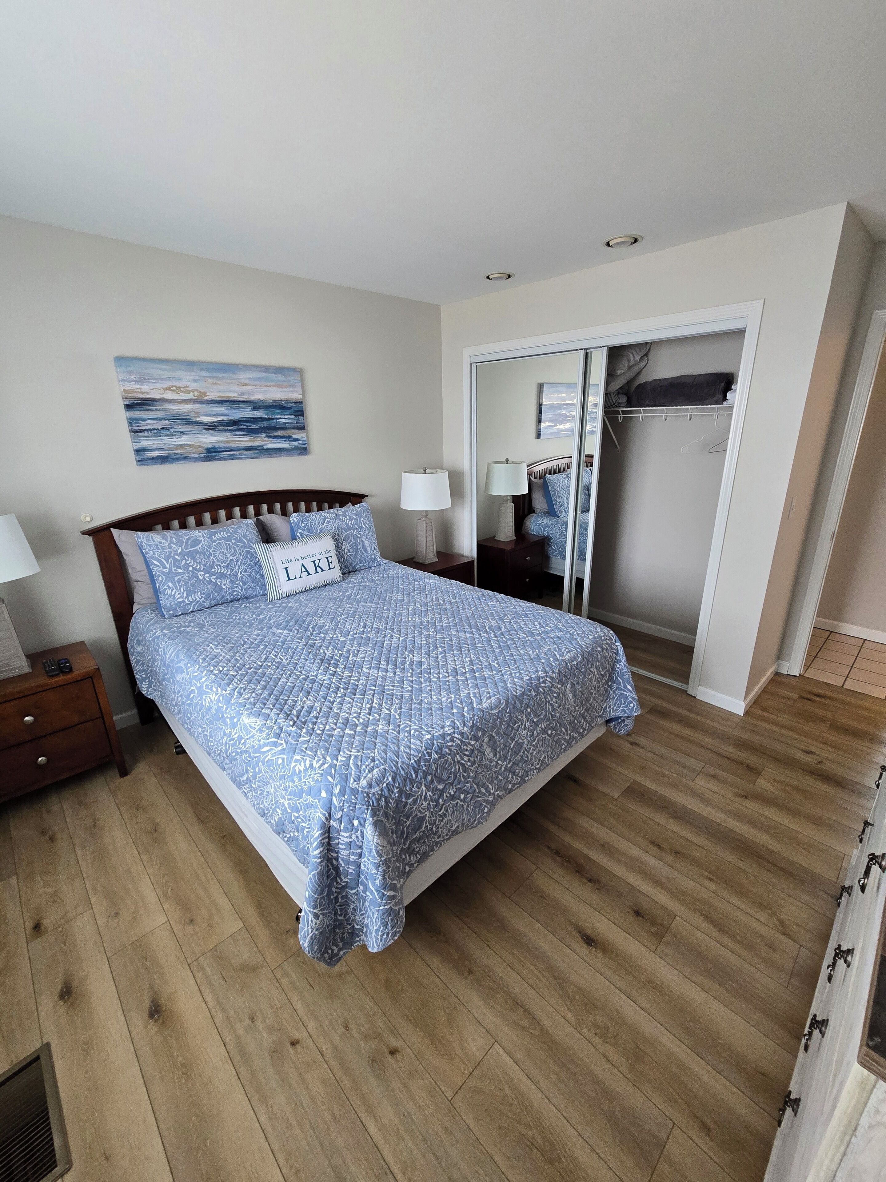 1 chambre, fer et planche à repasser, Wi-Fi gratuit, draps fournis