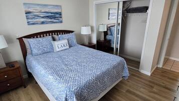 1 chambre, fer et planche Ă repasser, Wi-Fi gratuit, draps fournis