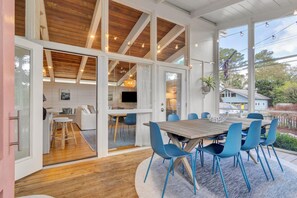 Cottage, letti multipli, accesso alla piscina, vista piscina (CAROLINA STREET 110) | 3 camere, con stile personalizzato, con arredamento individuale