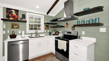 Mikrowelle, Ofen, Herdplatte, GeschirrspĂŒler