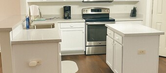  4 Bed Luxurious house near Indiana international Airport