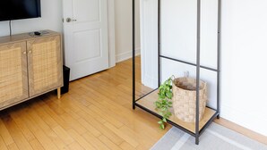 Interior - Private 2-BR Suite w/ Patio (Mississauga)