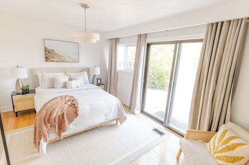 Private 2-BR Suite w/ Patio