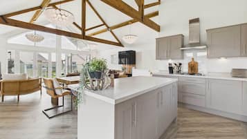 Ferienhaus | 3 Schlafzimmer, Schreibtisch