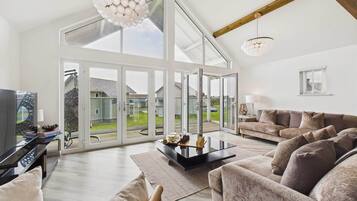 Ferienhaus | 3 Schlafzimmer, Schreibtisch