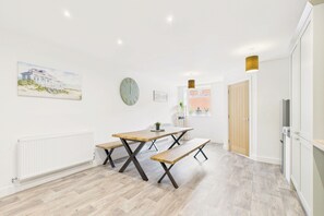 Apartment | 3 bedrooms - Host Stay Alnmouth Suite (North Shields)