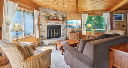 The Dells Lakeside Dream - A Waterfront Property