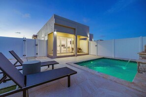 Pool - Dreamy Getaway w/ Private Pool | BBQ |5min Airport (Oranjestad)