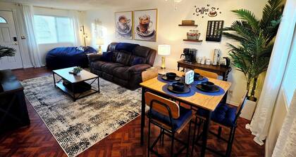 Cozy Elevated Luxury - King Bed, Coffee Bar, Sleeps 5, Perfect for Families