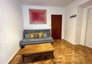 TV - Palermo: comfy and functional for up to 3 people (Buenos Aires)