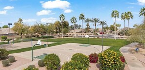 Sport court - Walk a Trail! Community pool, 3/2 Too cool! (Chandler)