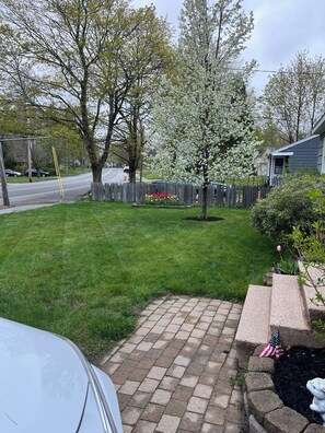 المنطقة المحيطة بالمنشأة