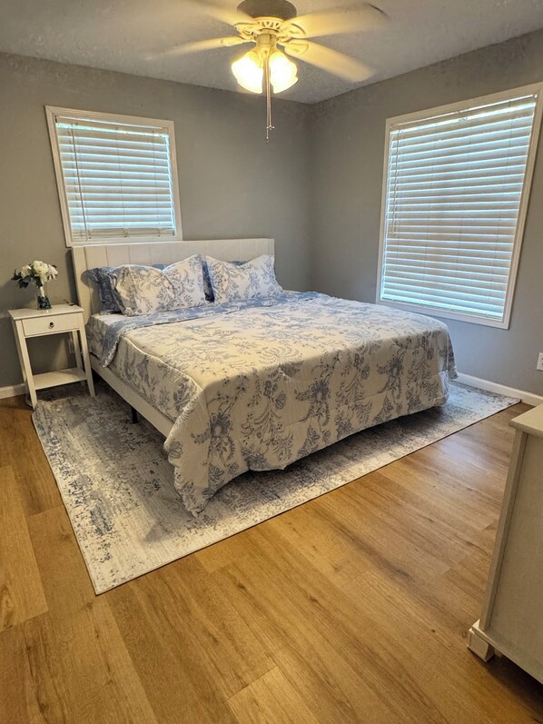 3 habitaciones, wifi, ropa de cama y acceso para silla de ruedas 