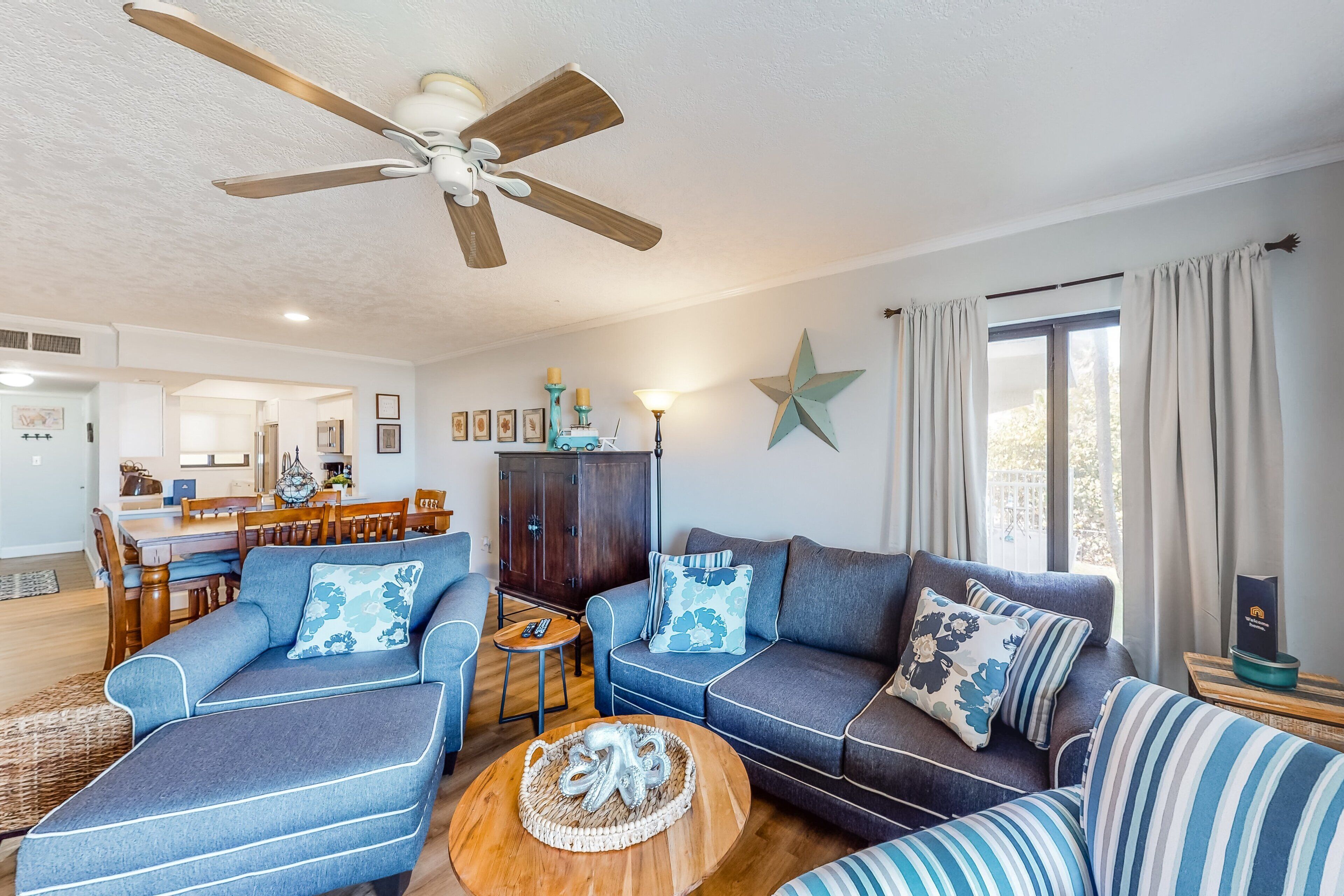 智能電視、書籍