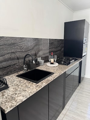 Oven, stovetop - Fun Stay Curaçao
5 Min to Mambo Beach 2BR Home (Willemstad)
