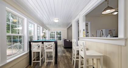 Dog-Friendly Lakeside Escape w/ Hammock & Fire Pit