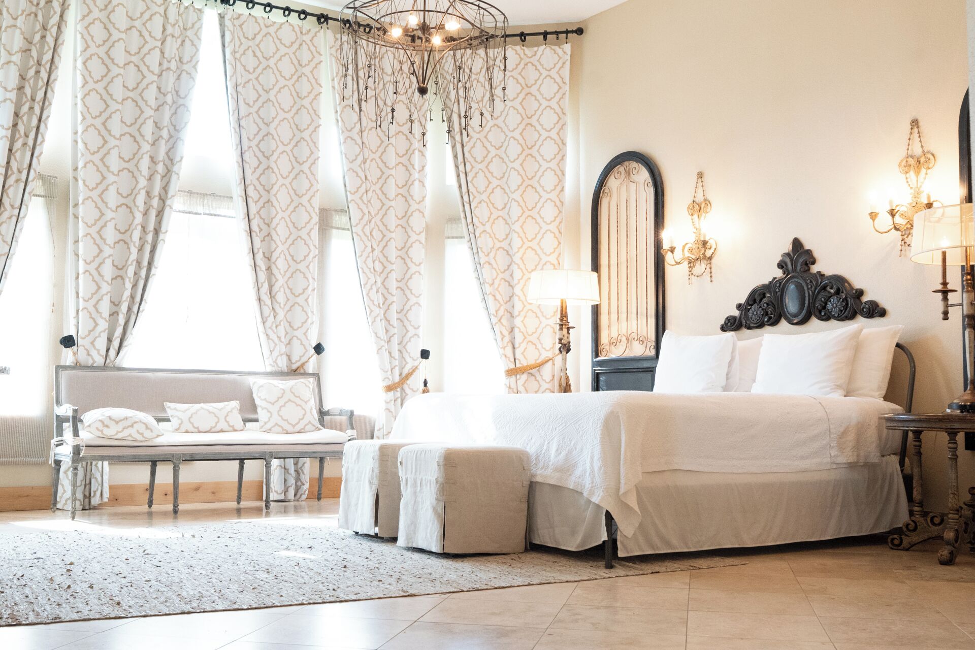 Decoración personalizada y wifi gratis 