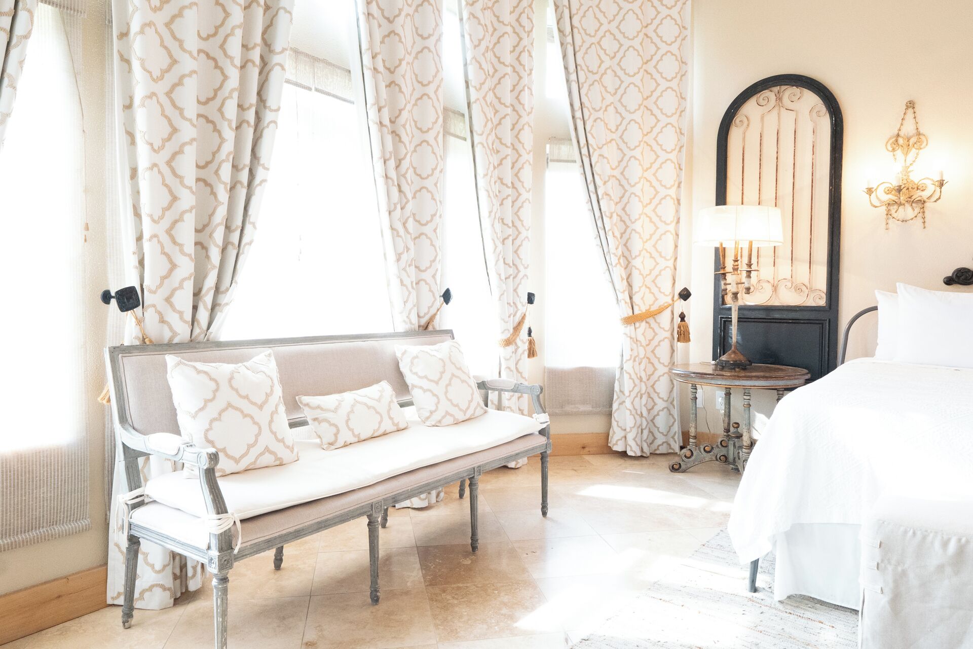 Deluxe Single Room, Pool View, Garden Area