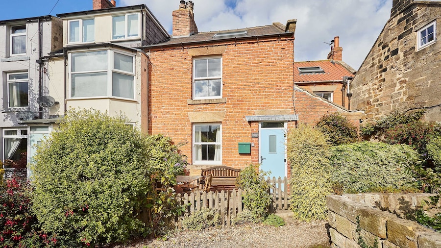 Host Stay Sunbeam Cottage