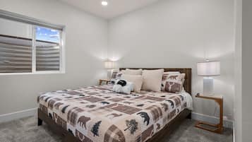 2 bedrooms, iron/ironing board, travel crib, free WiFi