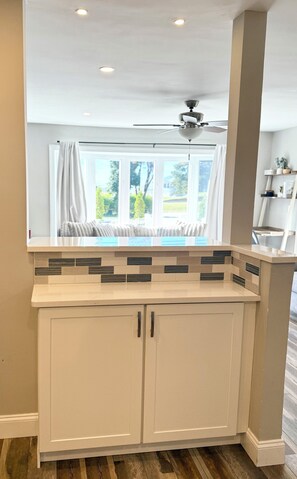 Interior - Spacious Modern 4BR w/ Golf Course & Sunset Views – Close to Ocean City (Somers Point)