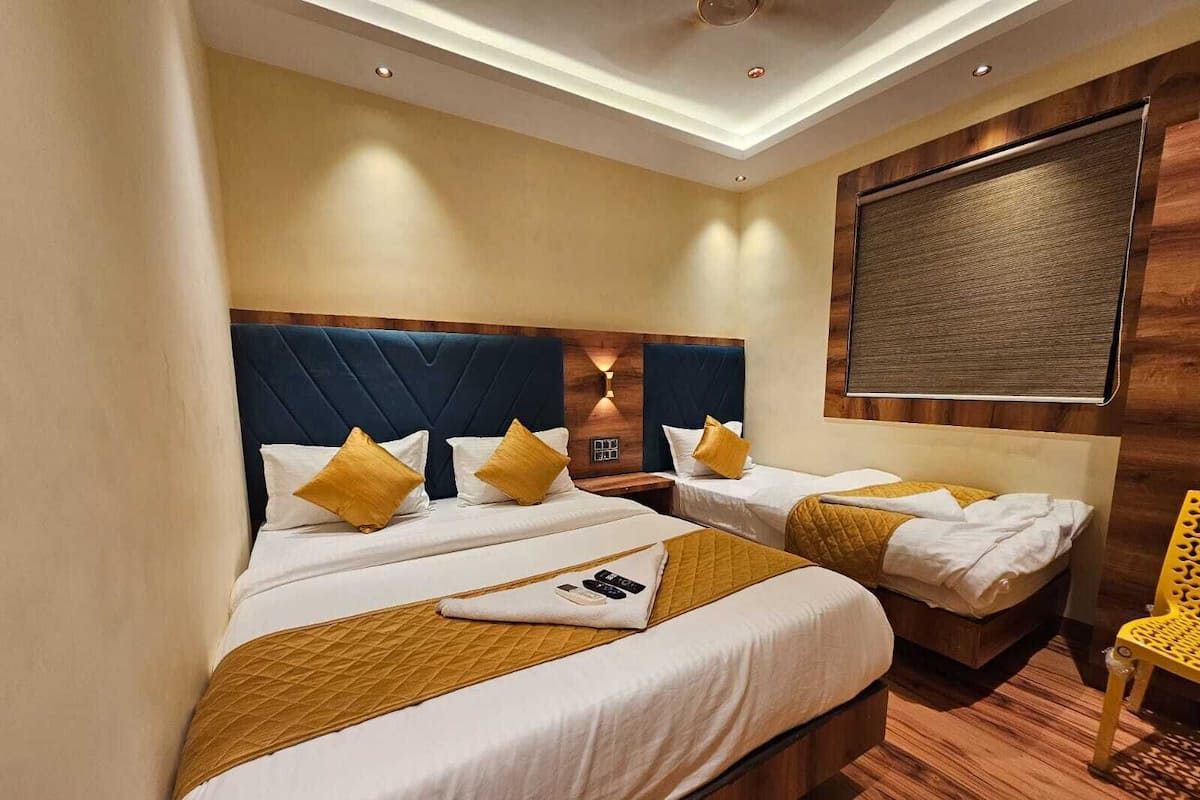 Deluxe Double Room | Free WiFi