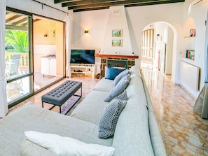 TV - Buena Vista by Interhome (Calpe/Calp)