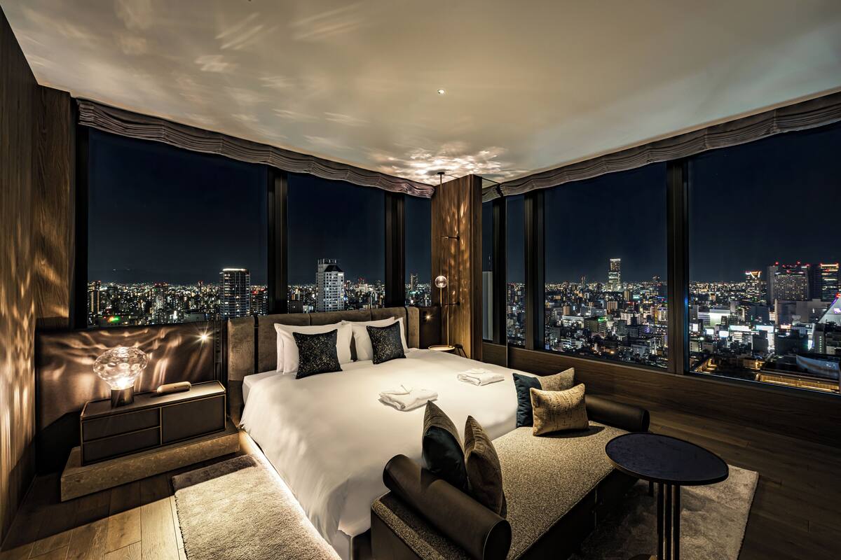 Kamar Junior, Bebas Asap Rokok (Suite, King) | Seprai premium, selimut bulu angsa, brankas, dan meja kerja