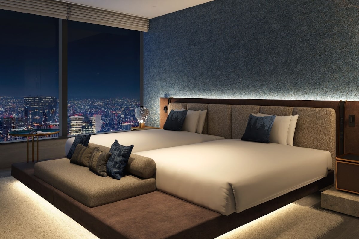 Suite Twin, Non Smoking | Premium bedding, down comforters, in-room safe, desk