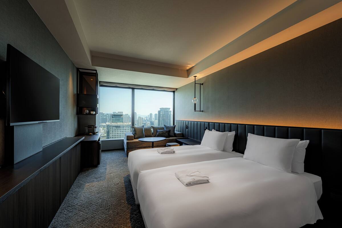 Kamar Twin Standar, Bebas Asap Rokok (Hollywood) | Seprai premium, selimut bulu angsa, brankas, dan meja kerja