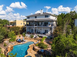 Exterior - Peckham Point 5 Bd Lake View Retreat w Private Pool (Point Venture)