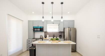 Sunset Villas – Your Caribbean Escape in Roatán