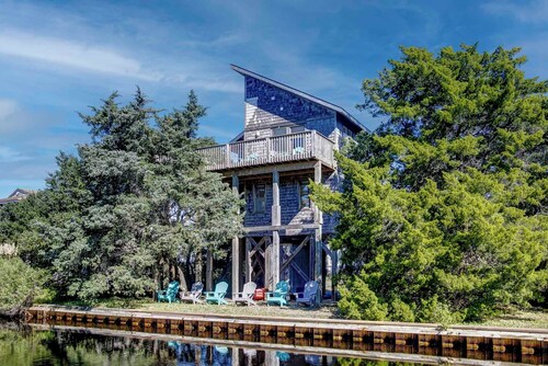 Sound Rider-Canal Front - 4 Minute Drive to Beach and Ramp 49!