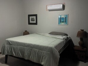 3 chambres, accĂšs Ă Internet, literie fournie