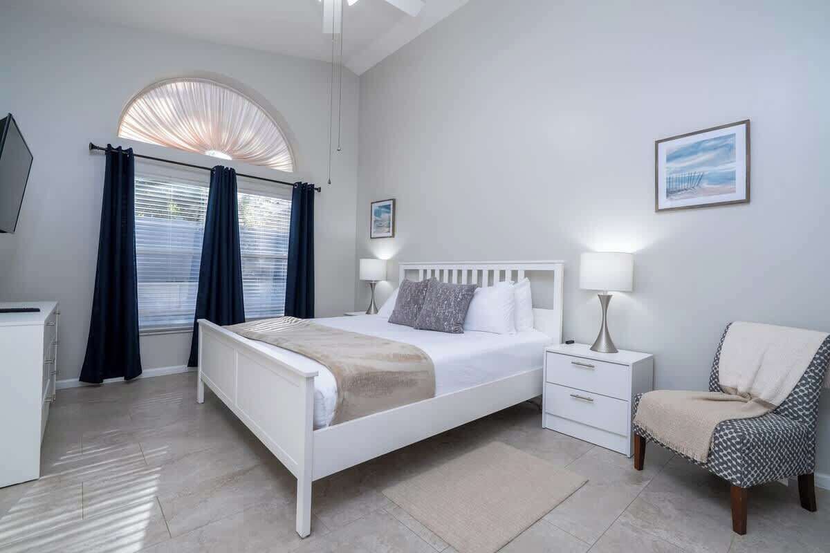 3 bedrooms, iron/ironing board, travel crib, WiFi