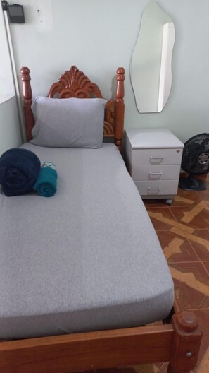 Interior - Central location near the new LG manufacturing . Supermarket just 400 metres. (Fazenda Rio Grande)