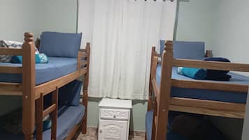 2 多间卧室、办公桌、熨斗/熨衣板、免费 WiFi