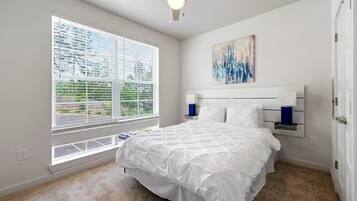 2 bedrooms, iron/ironing board, WiFi, bed sheets