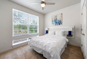 2 bedrooms, iron/ironing board, WiFi, bed sheets