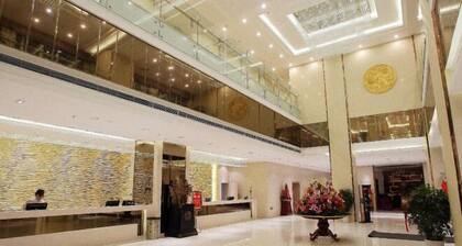 Jinhai Hotel (Yantai Railway Station Wuyue Plaza)