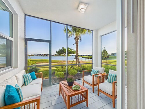 Enjoy a luxury 2BR/2BA Condo in beautiful Ave Maria Golf and Country Club